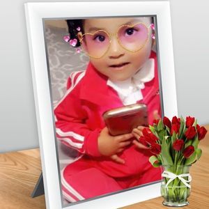 Meet your Posher, Vicky